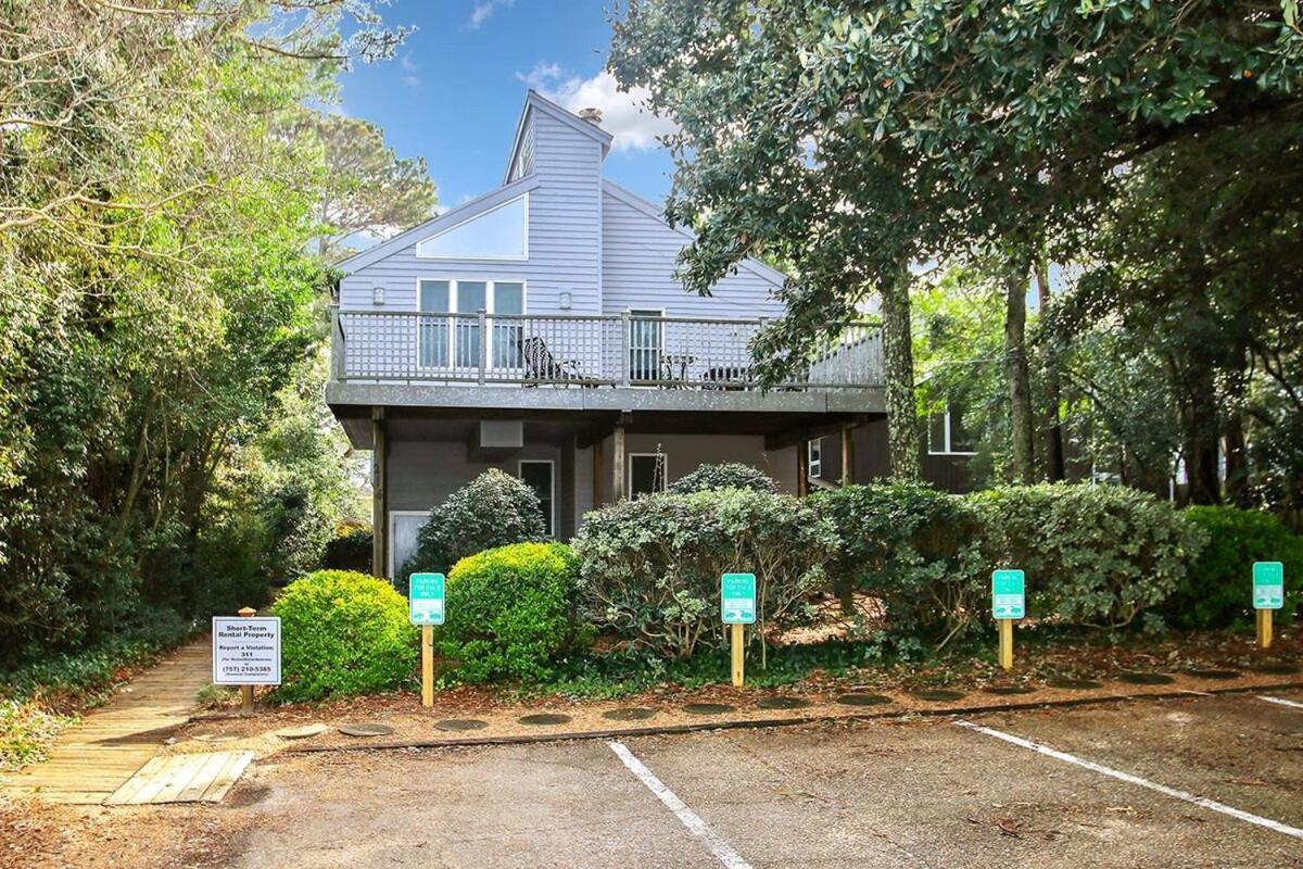 Tranquility With Hot Tub Villa Virginia Beach Exterior photo